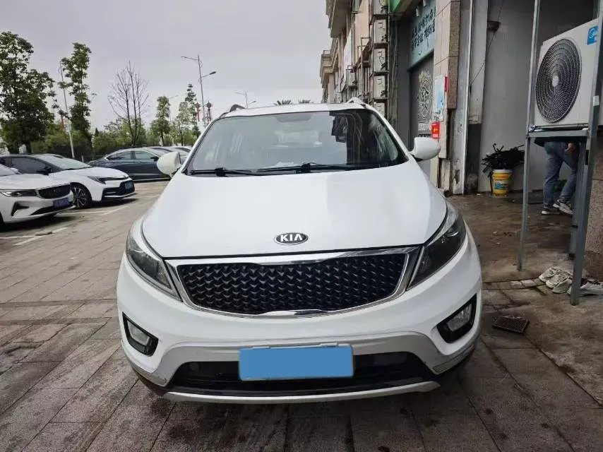 2016 Kia Sportage R 2.0L 165HP L4 6AT,autocango,china used car exporter,china ev exporter,chinese used car exporter,chinese used ev exporter