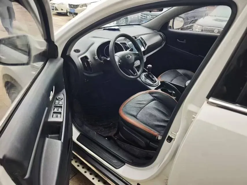 2016 Kia Sportage R 2.0L 165HP L4 6AT,autocango,china used car exporter,china ev exporter,chinese used car exporter,chinese used ev exporter