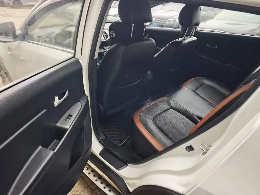 2016 Kia Sportage R 2.0L 165HP L4 6AT,autocango,china used car exporter,china ev exporter,chinese used car exporter,chinese used ev exporter