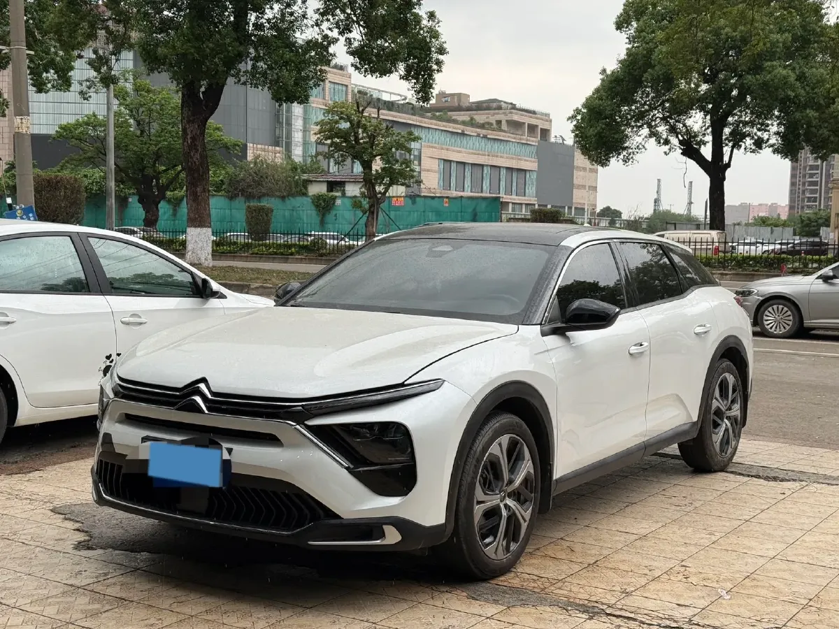2022 Citroen C5 X 1.6T 175HP L4 8AT,autocango,china used car exporter,china ev exporter,chinese used car exporter,chinese used ev exporter