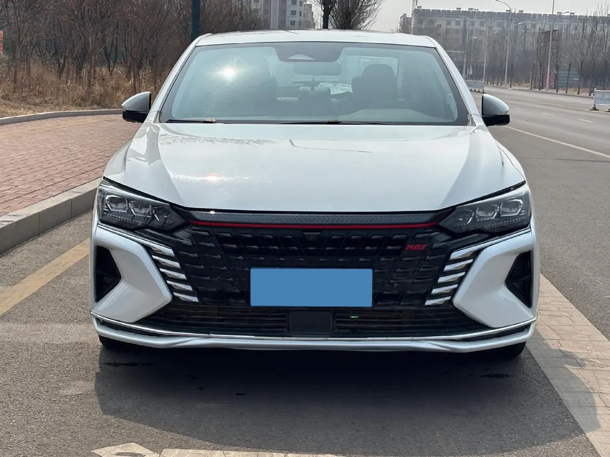 2021 DongFeng Aeolus YiXuan MAX 1.5T 190HP L4 7DCT,autocango,china used car exporter,china ev exporter,chinese used car exporter,chinese used ev exporter