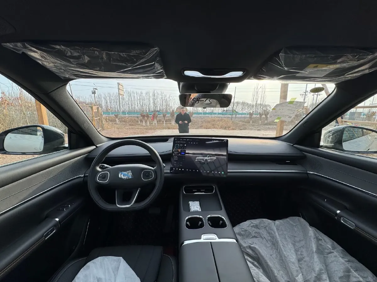 2025 ChangAn QiYuan Q07 1.5L 98HP L4 E-CVT PHEV,autocango,china used car exporter,china ev exporter,chinese used car exporter,chinese used ev exporter