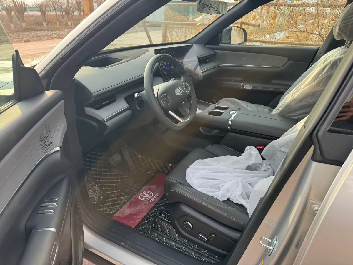 2025 ChangAn QiYuan Q07 1.5L 98HP L4 E-CVT PHEV,autocango,china used car exporter,china ev exporter,chinese used car exporter,chinese used ev exporter