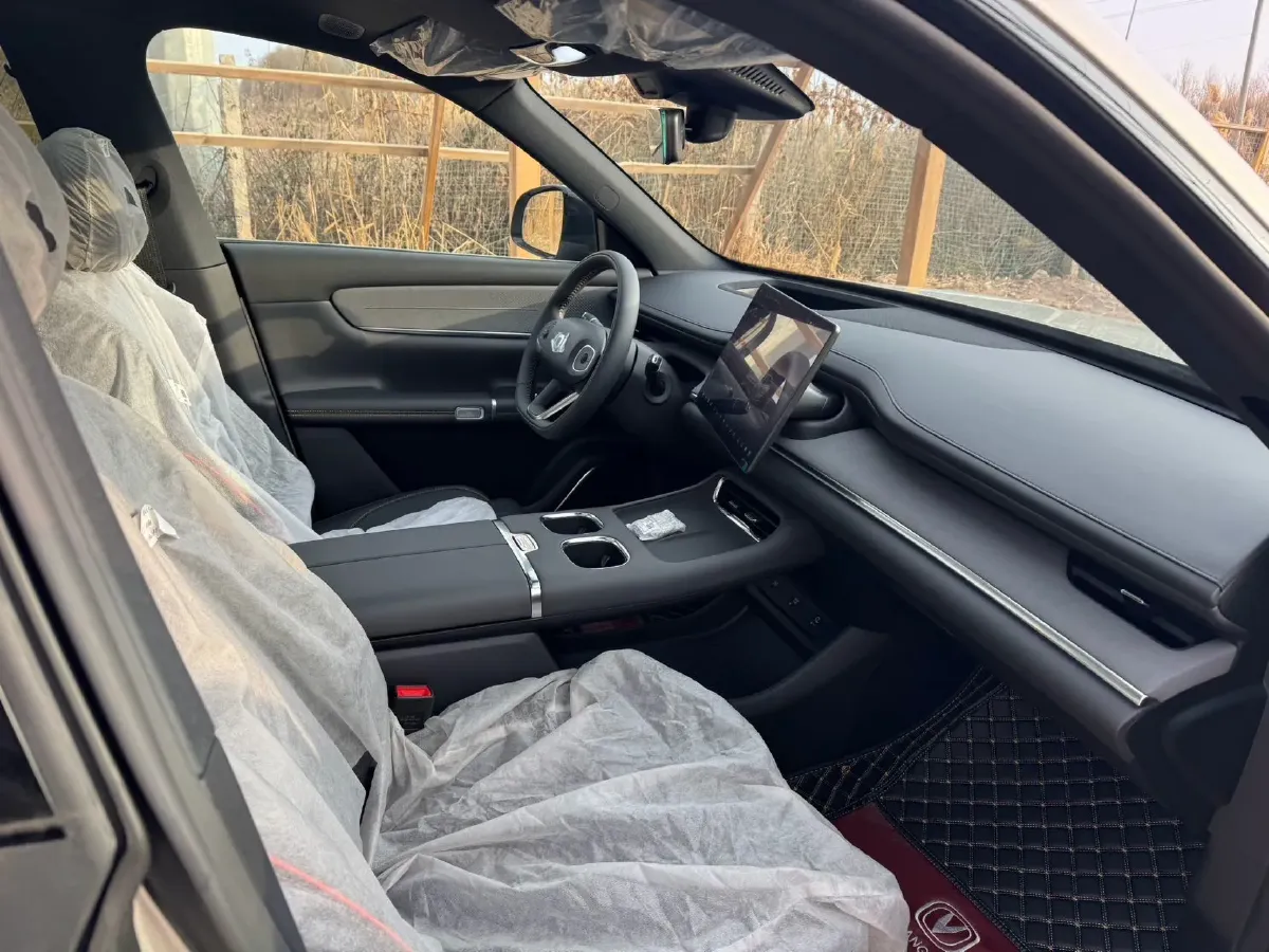 2025 ChangAn QiYuan Q07 1.5L 98HP L4 E-CVT PHEV,autocango,china used car exporter,china ev exporter,chinese used car exporter,chinese used ev exporter