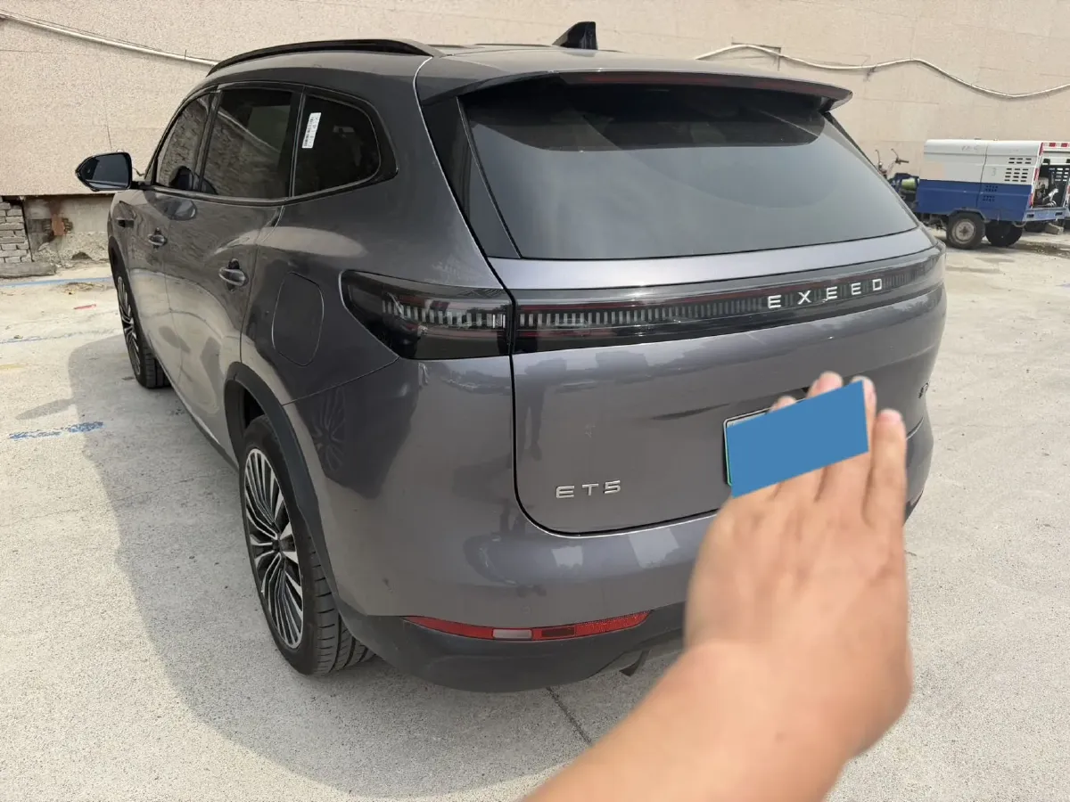 2026 Exceed ET5 REEV 156HP REEV,autocango,china used car exporter,china ev exporter,chinese used car exporter,chinese used ev exporter