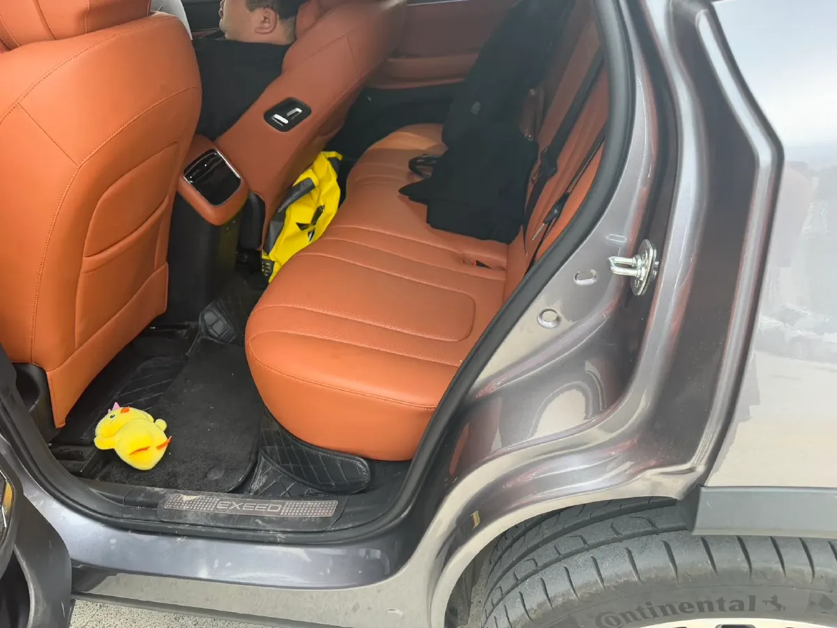 2026 Exceed ET5 REEV 156HP REEV,autocango,china used car exporter,china ev exporter,chinese used car exporter,chinese used ev exporter