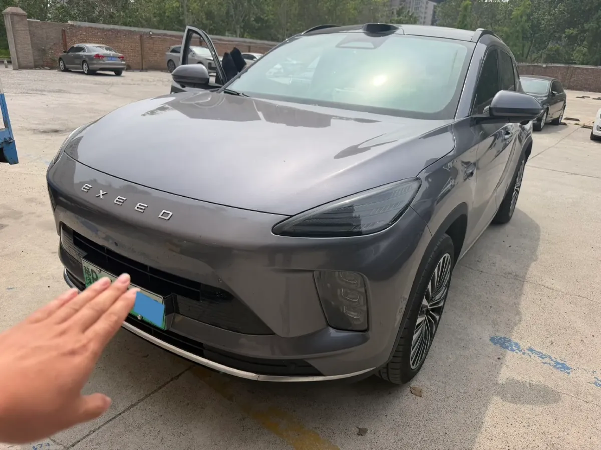 2026 Exceed ET5 REEV 156HP REEV,autocango,china used car exporter,china ev exporter,chinese used car exporter,chinese used ev exporter