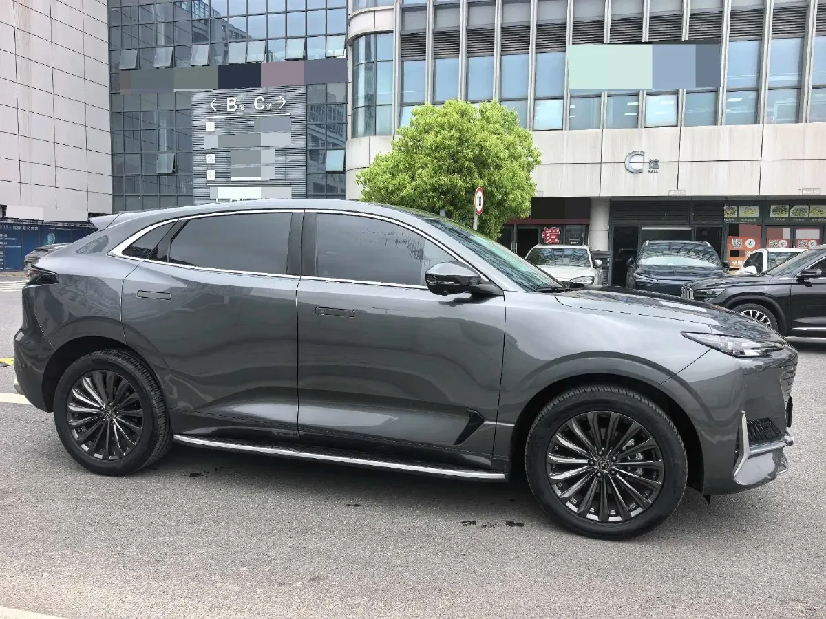 2021 ChangAn UNI-K 2.0T 233HP L4 8AT,autocango,china used car exporter,china ev exporter,chinese used car exporter,chinese used ev exporter