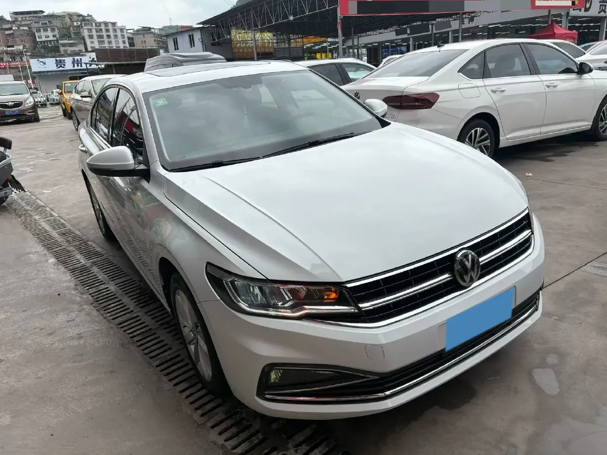 2019 Volkswagen Golf Sportsvan 1.6L 110HP L4 6AT,autocango,china used car exporter,china ev exporter,chinese used car exporter,chinese used ev exporter