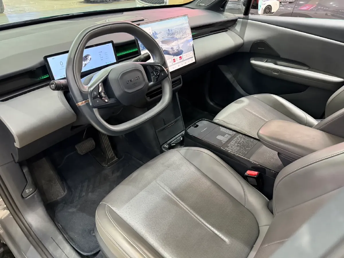 2025 Jetour Freeman 1.5T 184HP L4 7DCT,autocango,china used car exporter,china ev exporter,chinese used car exporter,chinese used ev exporter