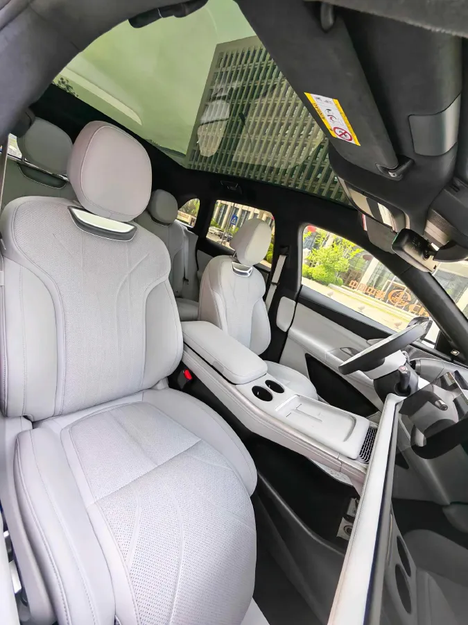 2025 Xpeng G9 BEV 79KWH,autocango,china used car exporter,china ev exporter,chinese used car exporter,chinese used ev exporter