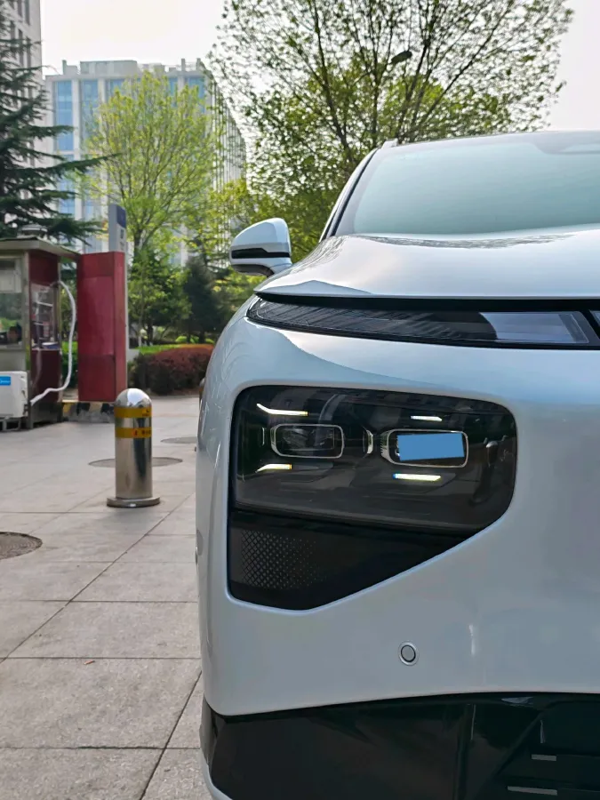 2025 Xpeng G9 BEV 79KWH,autocango,china used car exporter,china ev exporter,chinese used car exporter,chinese used ev exporter