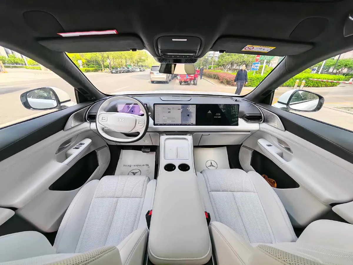 2025 Xpeng G9 BEV 79KWH,autocango,china used car exporter,china ev exporter,chinese used car exporter,chinese used ev exporter