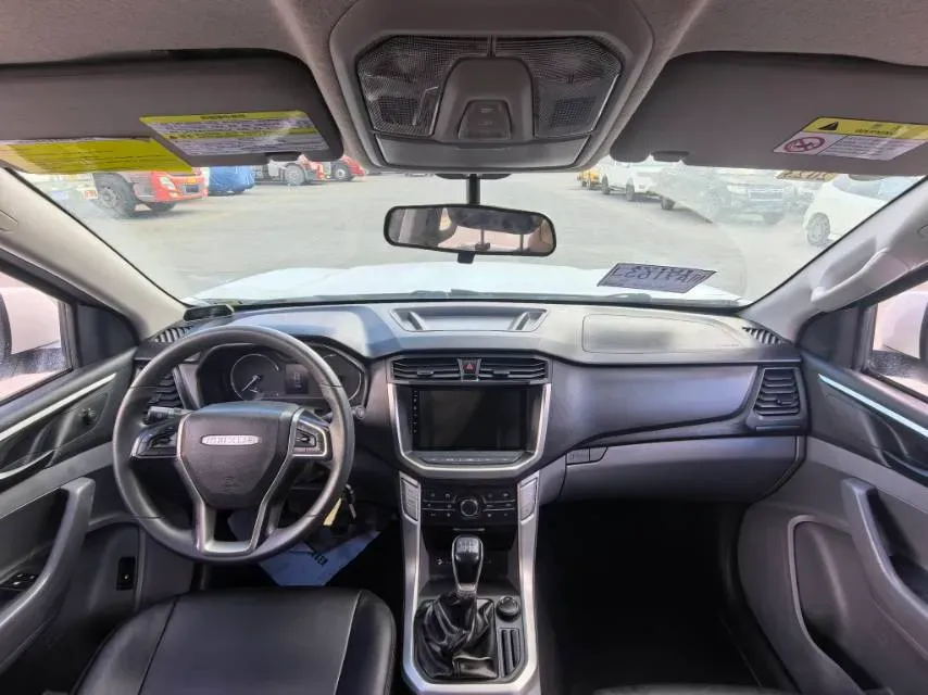 2021 MAXUS T70 2.0T 163HP L4 6AT,autocango,china used car exporter,china ev exporter,chinese used car exporter,chinese used ev exporter