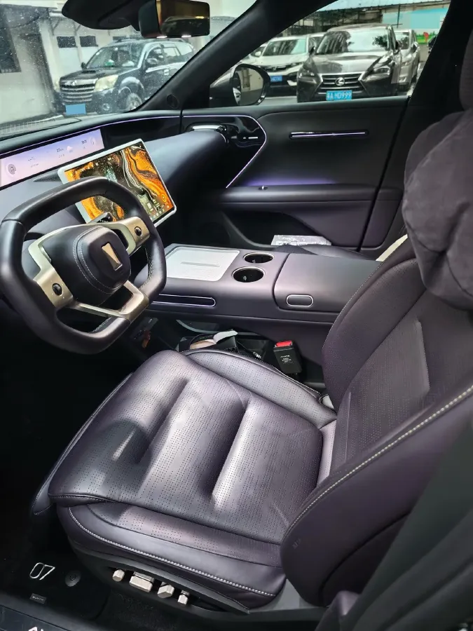 2024 Avatr 07 1.5T 156HP L4 REEV 39.05KWH,autocango,china used car exporter,china ev exporter,chinese used car exporter,chinese used ev exporter