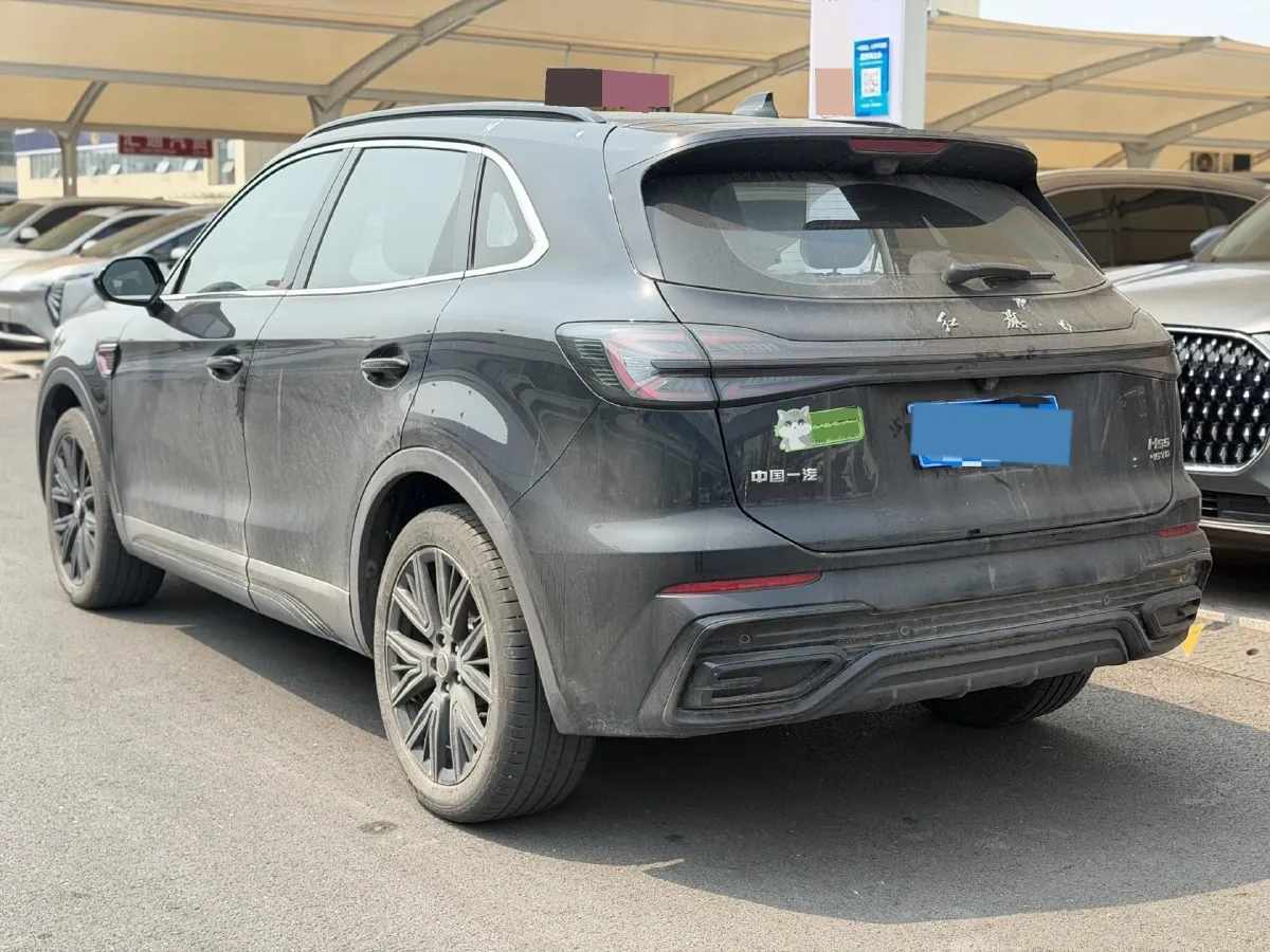 2025 HongQi HS5 2.0T 252HP L4 8AT,autocango,china used car exporter,china ev exporter,chinese used car exporter,chinese used ev exporter