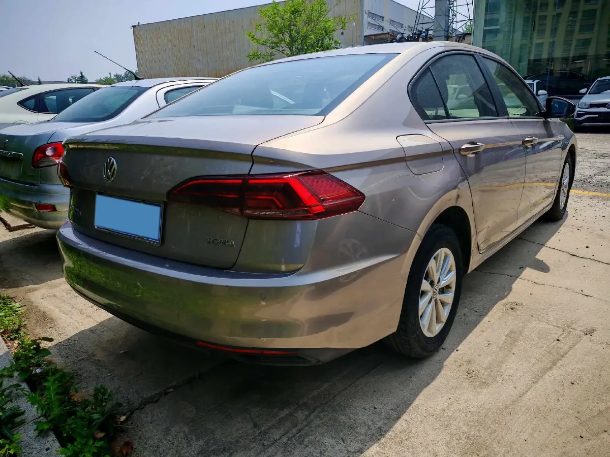 2019 Bestune T77 1.2T 143HP L4 7DCT,autocango,china used car exporter,china ev exporter,chinese used car exporter,chinese used ev exporter