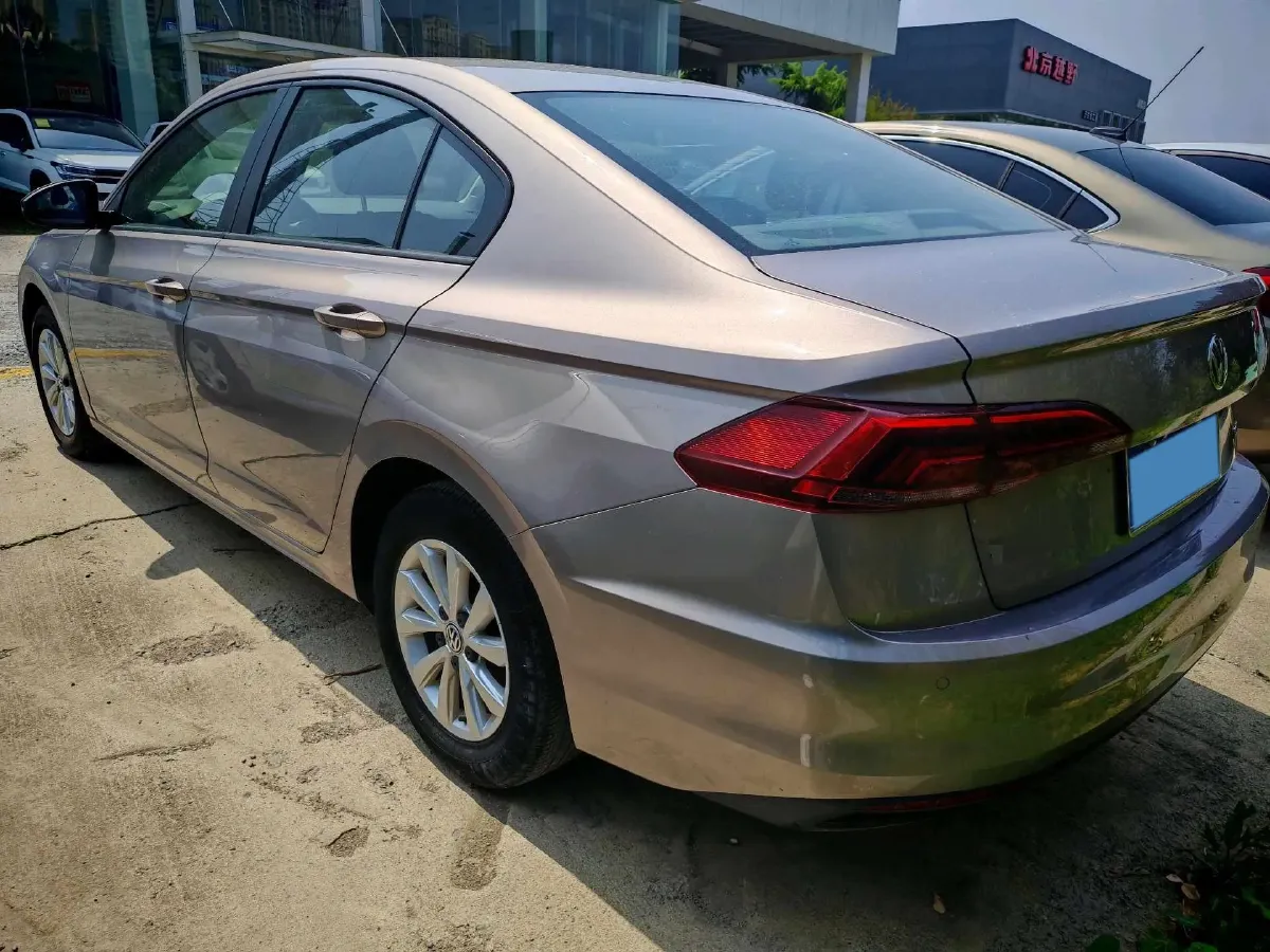 2019 Bestune T77 1.2T 143HP L4 7DCT,autocango,china used car exporter,china ev exporter,chinese used car exporter,chinese used ev exporter