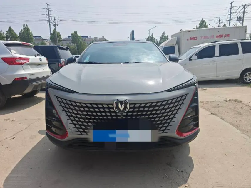 2020 ChangAn UNI-T 1.5T 180HP L4 7DCT,autocango,china used car exporter,china ev exporter,chinese used car exporter,chinese used ev exporter