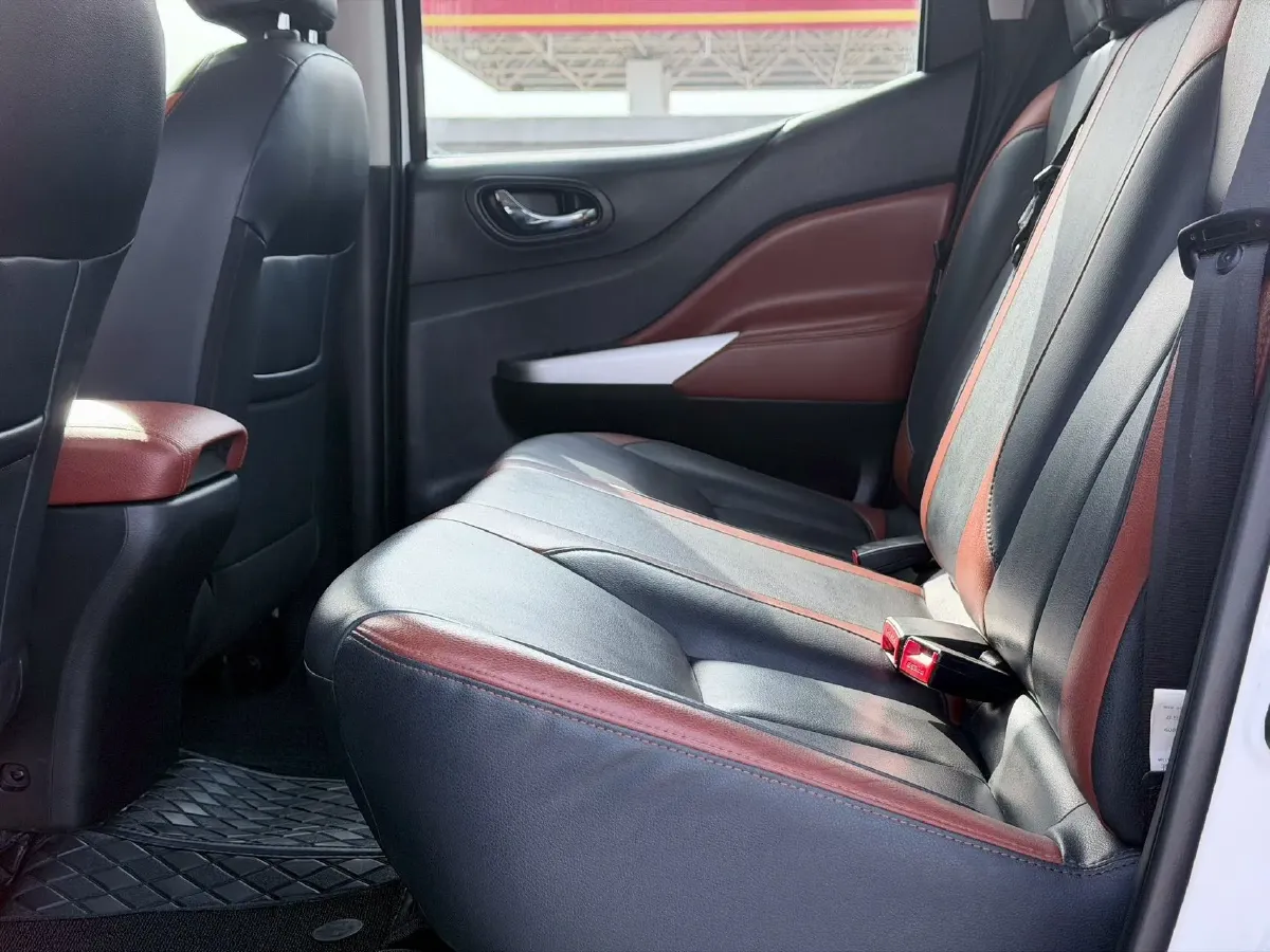 2020 Dongfeng RuiQi 6 2.3T 163HP L4 8AT,autocango,china used car exporter,china ev exporter,chinese used car exporter,chinese used ev exporter