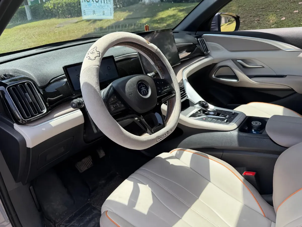 2024 BYD Song Pro 1.5L 110HP L4 E-CVT PHEV 18.3KWH,autocango,china used car exporter,china ev exporter,chinese used car exporter,chinese used ev exporter