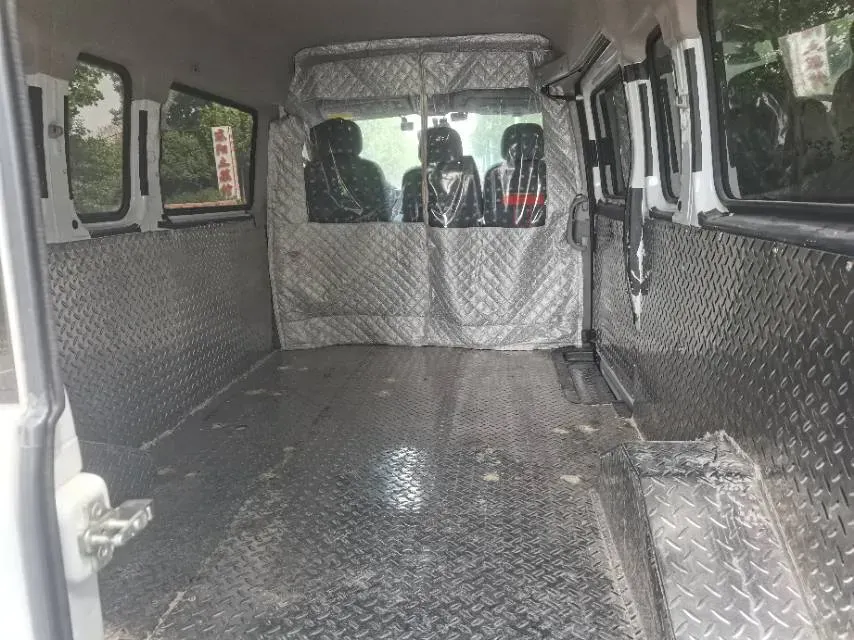 2023 MAXUS XinTu V80 2.0T 127HP L4 6MT,autocango,china used car exporter,china ev exporter,chinese used car exporter,chinese used ev exporter