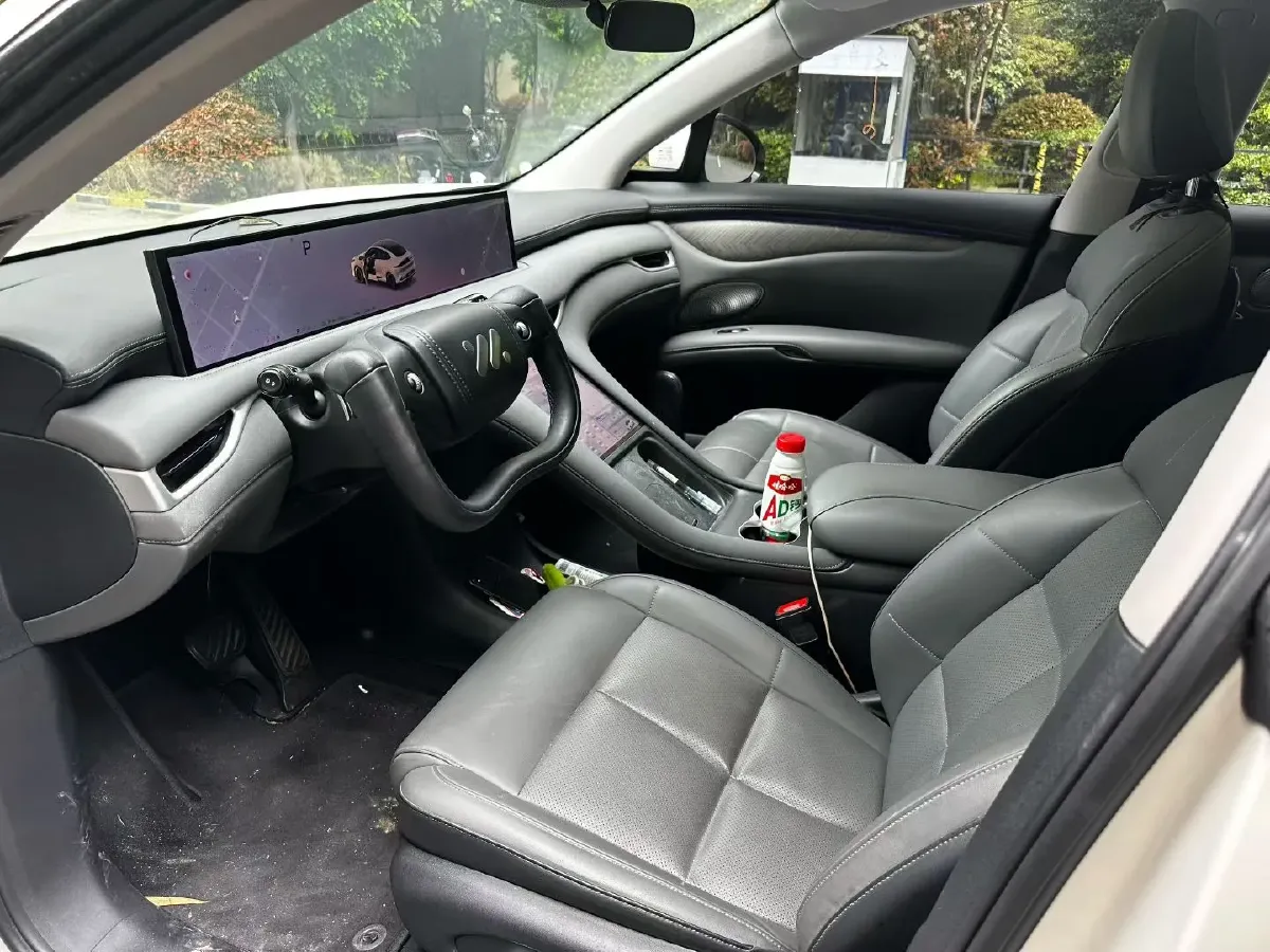 2025 IM LS6 BEV 83KWH,autocango,china used car exporter,china ev exporter,chinese used car exporter,chinese used ev exporter