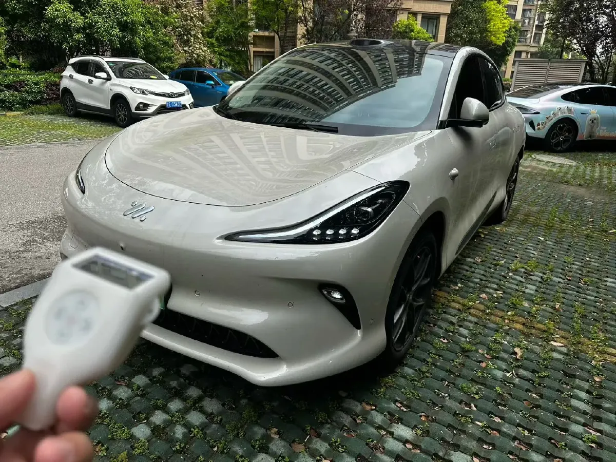 2025 IM LS6 BEV 83KWH,autocango,china used car exporter,china ev exporter,chinese used car exporter,chinese used ev exporter
