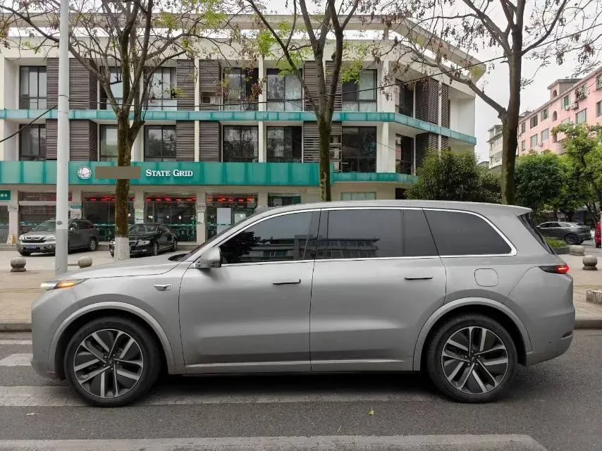 2022 Li L9 Range Extended 154HP REEV 42.6KWH,autocango,china used car exporter,china ev exporter,chinese used car exporter,chinese used ev exporter