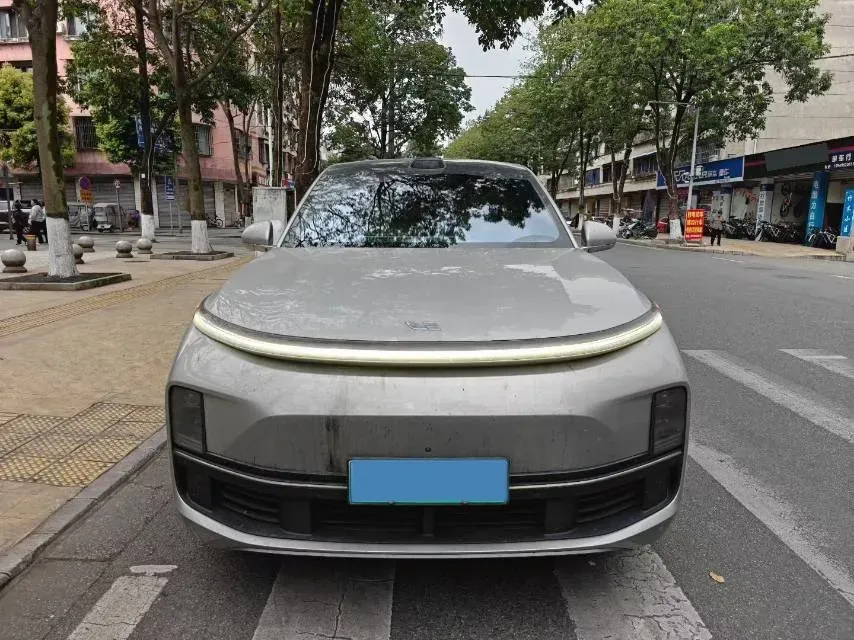 2022 Li L9 Range Extended 154HP REEV 42.6KWH,autocango,china used car exporter,china ev exporter,chinese used car exporter,chinese used ev exporter