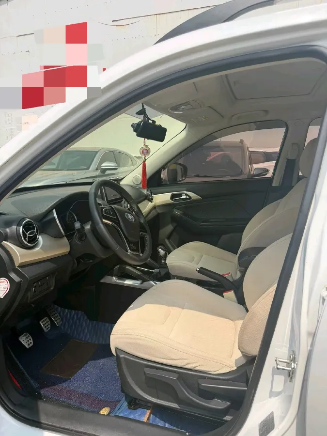 2016 BAIC ChangHe Q35 1.5L 116HP L4 5MT,autocango,china used car exporter,china ev exporter,chinese used car exporter,chinese used ev exporter