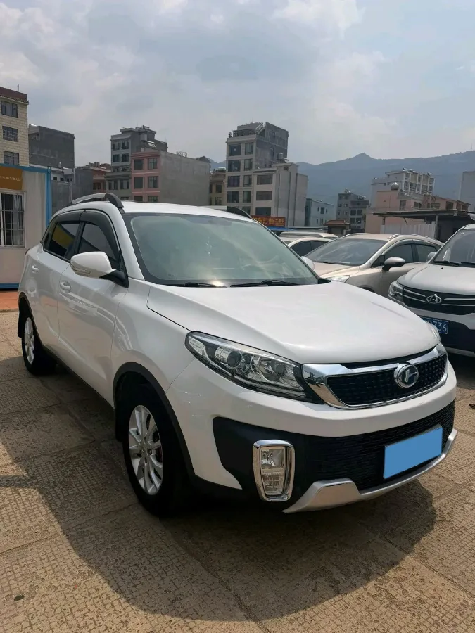 2016 BAIC ChangHe Q35 1.5L 116HP L4 5MT,autocango,china used car exporter,china ev exporter,chinese used car exporter,chinese used ev exporter