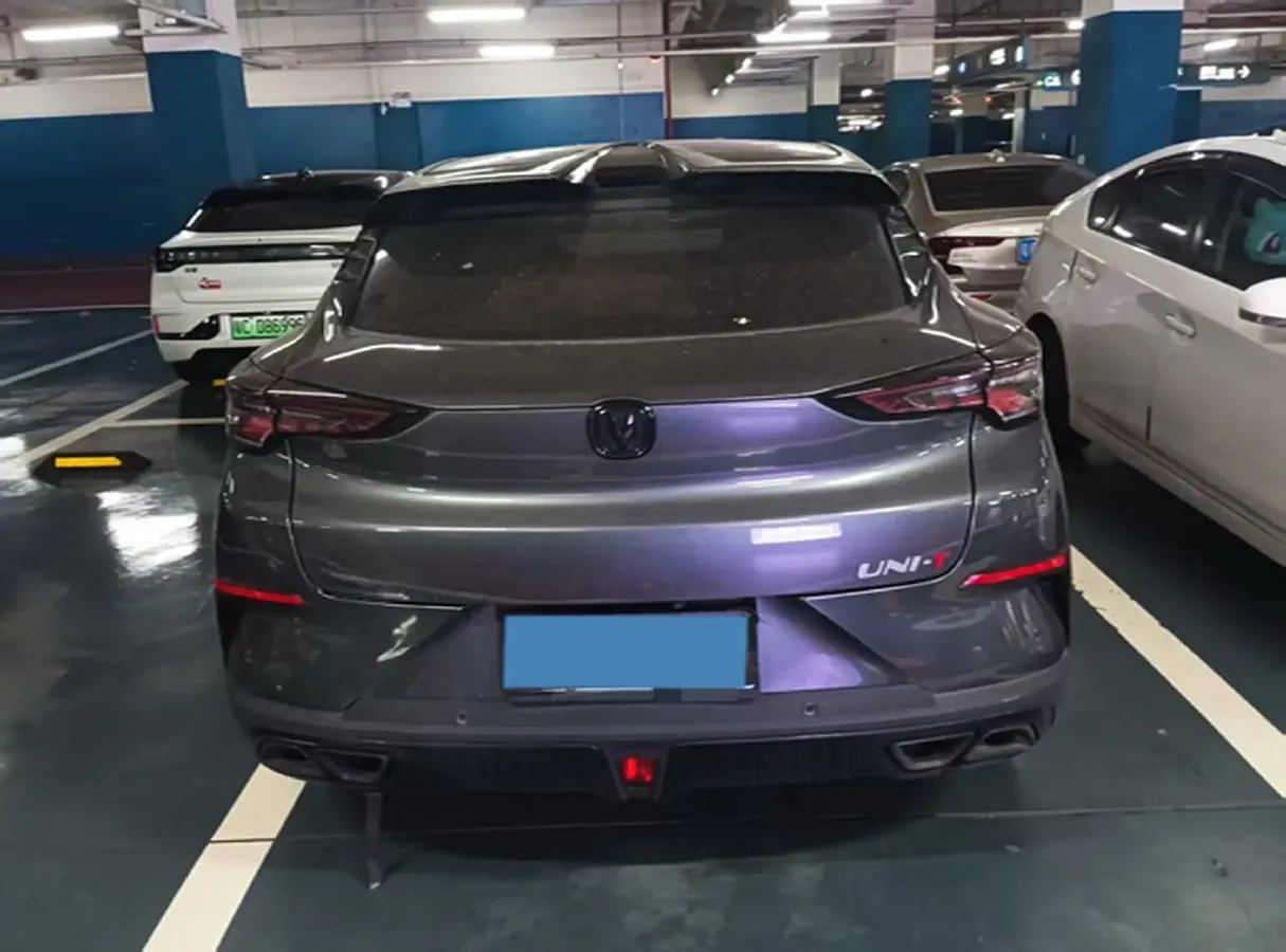 2022 ChangAn UNI-T 1.5T 188HP L4 7DCT,autocango,china used car exporter,china ev exporter,chinese used car exporter,chinese used ev exporter