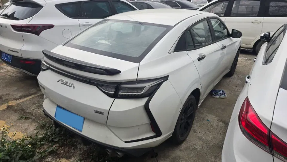 2023 DongFeng Aeolus YiXuan 1.5L 125HP L4 6DCT,autocango,china used car exporter,china ev exporter,chinese used car exporter,chinese used ev exporter