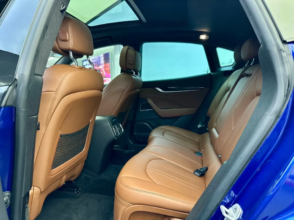 2018 Jaguar XJ 3.0T 340HP V6 8AT,autocango,china used car exporter,china ev exporter,chinese used car exporter,chinese used ev exporter