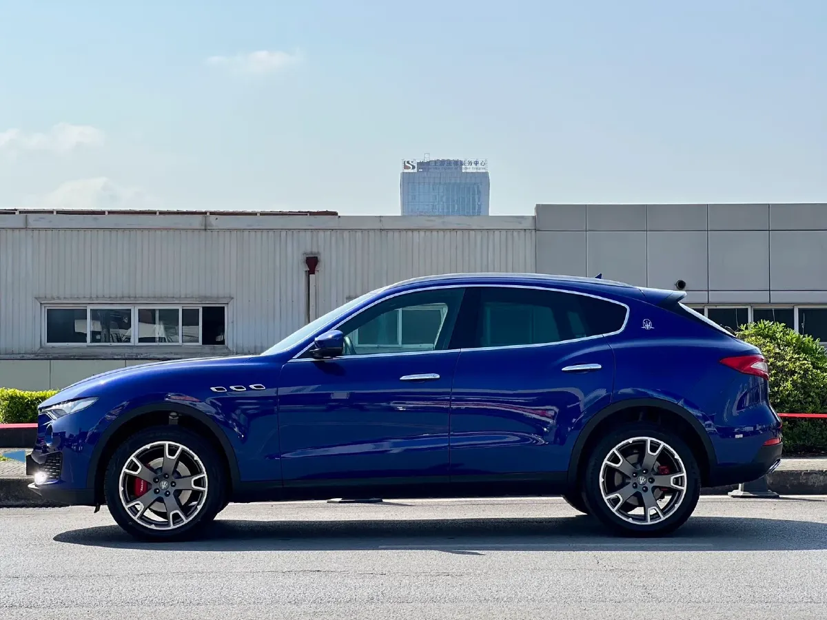 2018 Jaguar XJ 3.0T 340HP V6 8AT,autocango,china used car exporter,china ev exporter,chinese used car exporter,chinese used ev exporter