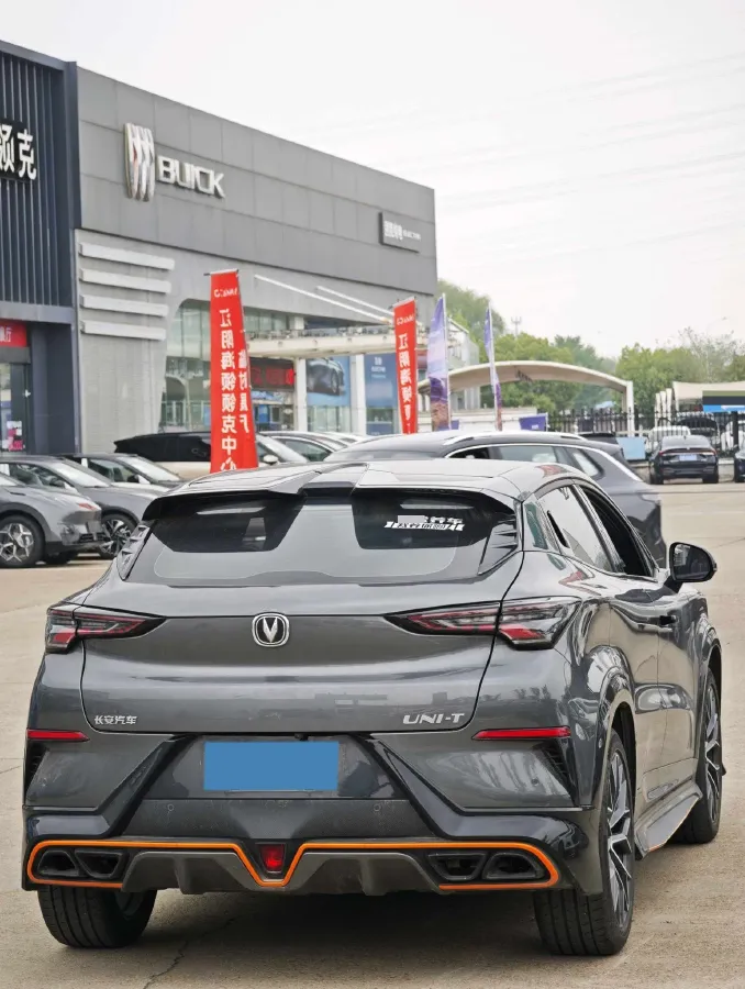 2022 ChangAn UNI-T 1.5T 188HP L4 7DCT,autocango,china used car exporter,china ev exporter,chinese used car exporter,chinese used ev exporter
