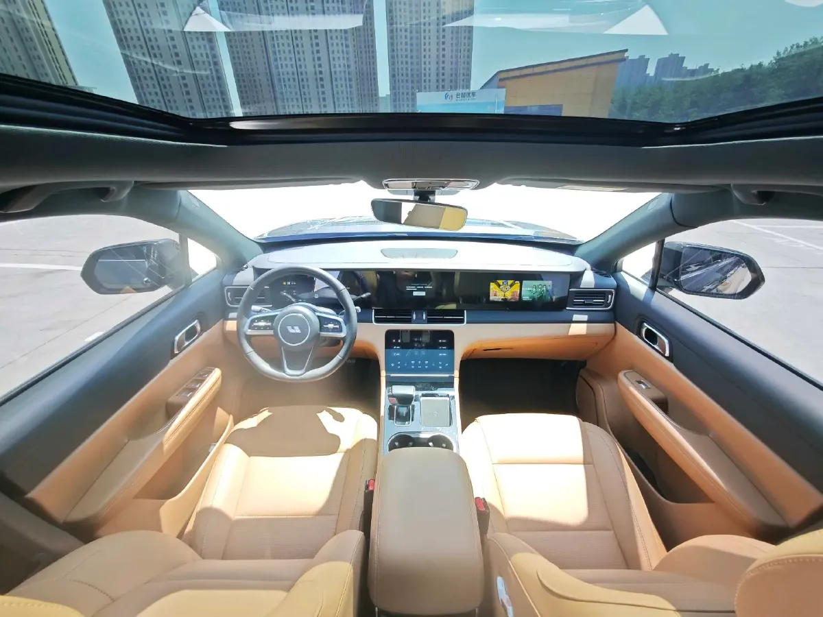 2021 Li ONE Range Extended 131HP REEV 40.5KWH,autocango,china used car exporter,china ev exporter,chinese used car exporter,chinese used ev exporter