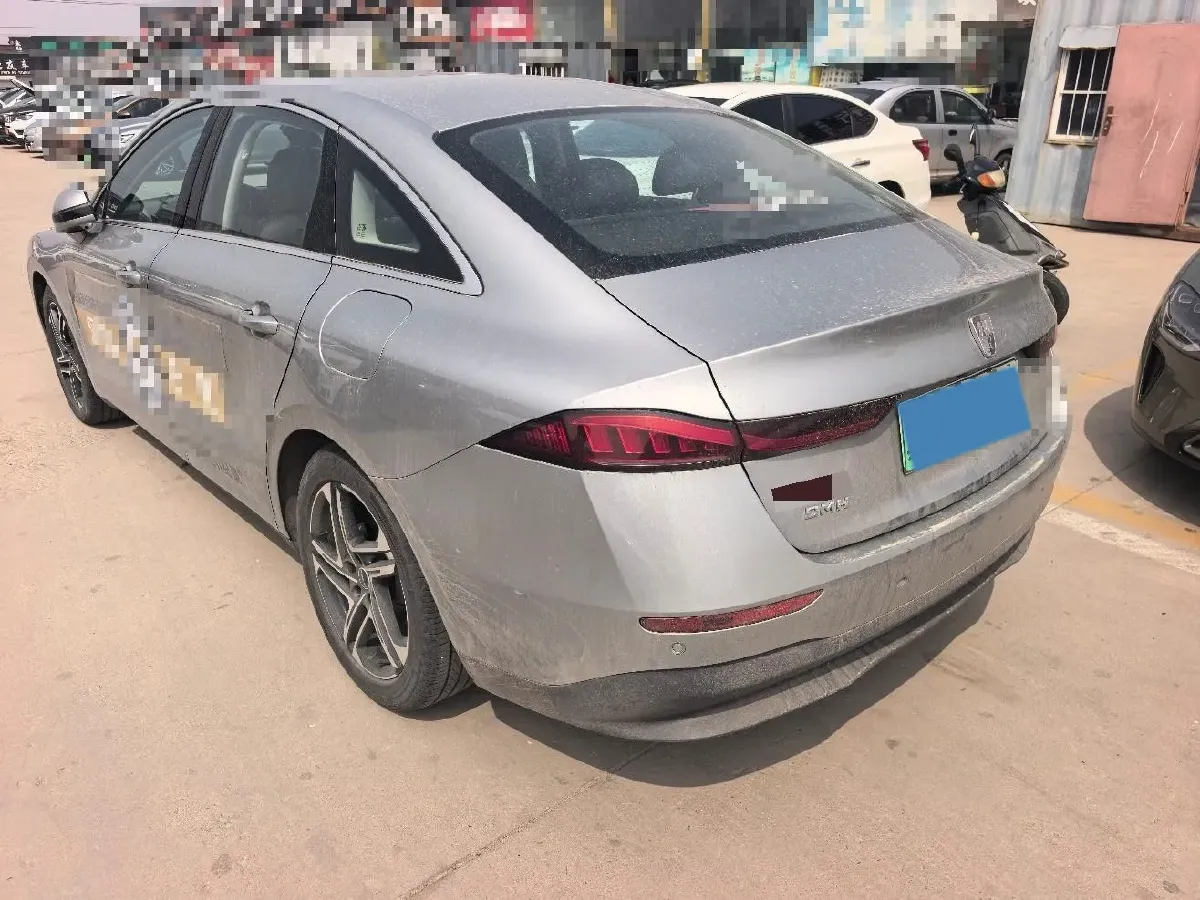 2023 Roewe D7 1.5L 112HP L4 1DHT PHEV 21.4KWH,autocango,china used car exporter,china ev exporter,chinese used car exporter,chinese used ev exporter