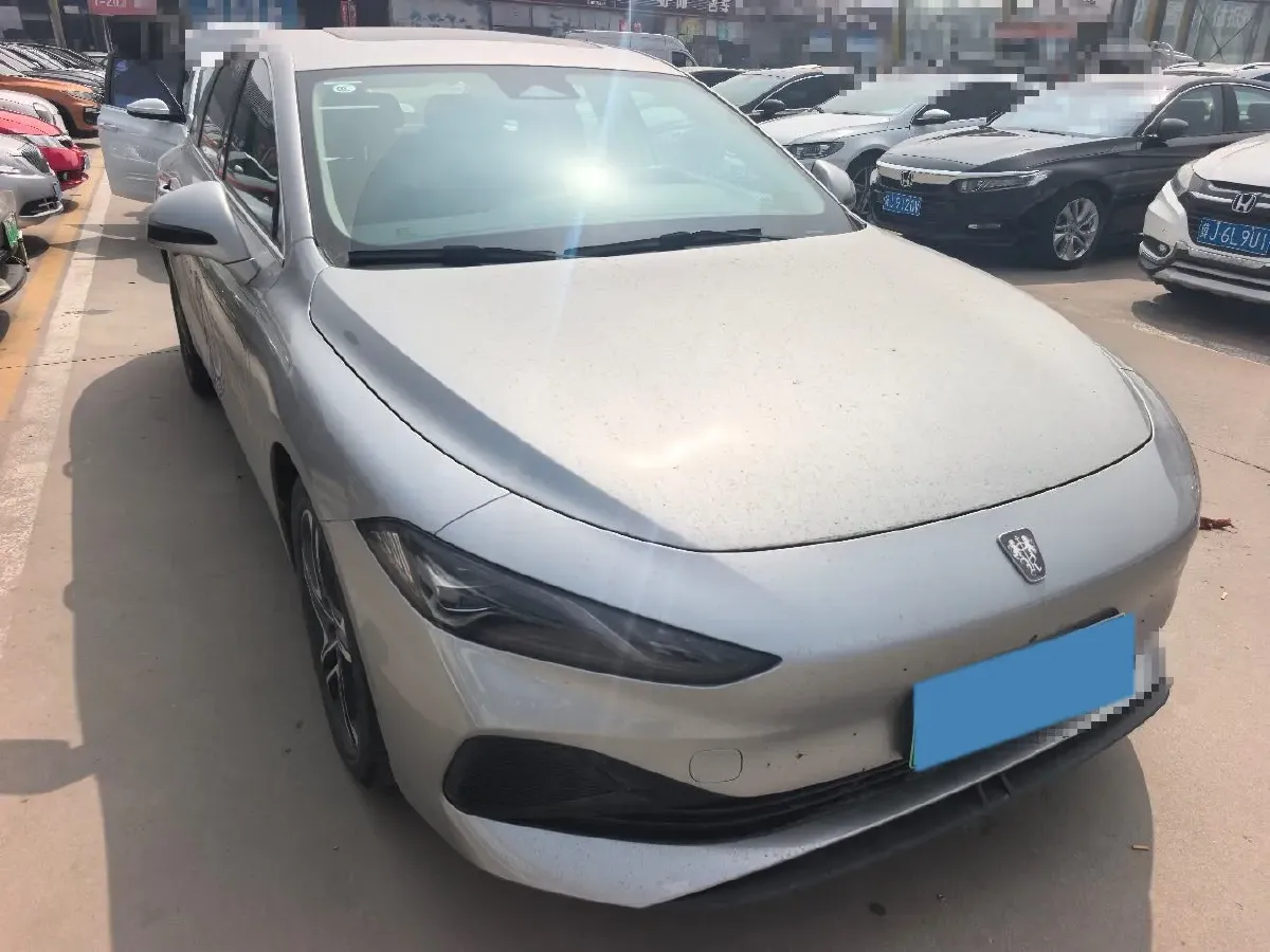 2023 Roewe D7 1.5L 112HP L4 1DHT PHEV 21.4KWH,autocango,china used car exporter,china ev exporter,chinese used car exporter,chinese used ev exporter