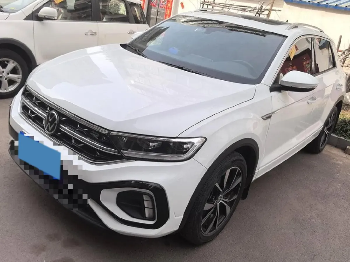 2023 Volkswagen T-Roc 1.5T 160HP L4 7DCT,autocango,china used car exporter,china ev exporter,chinese used car exporter,chinese used ev exporter