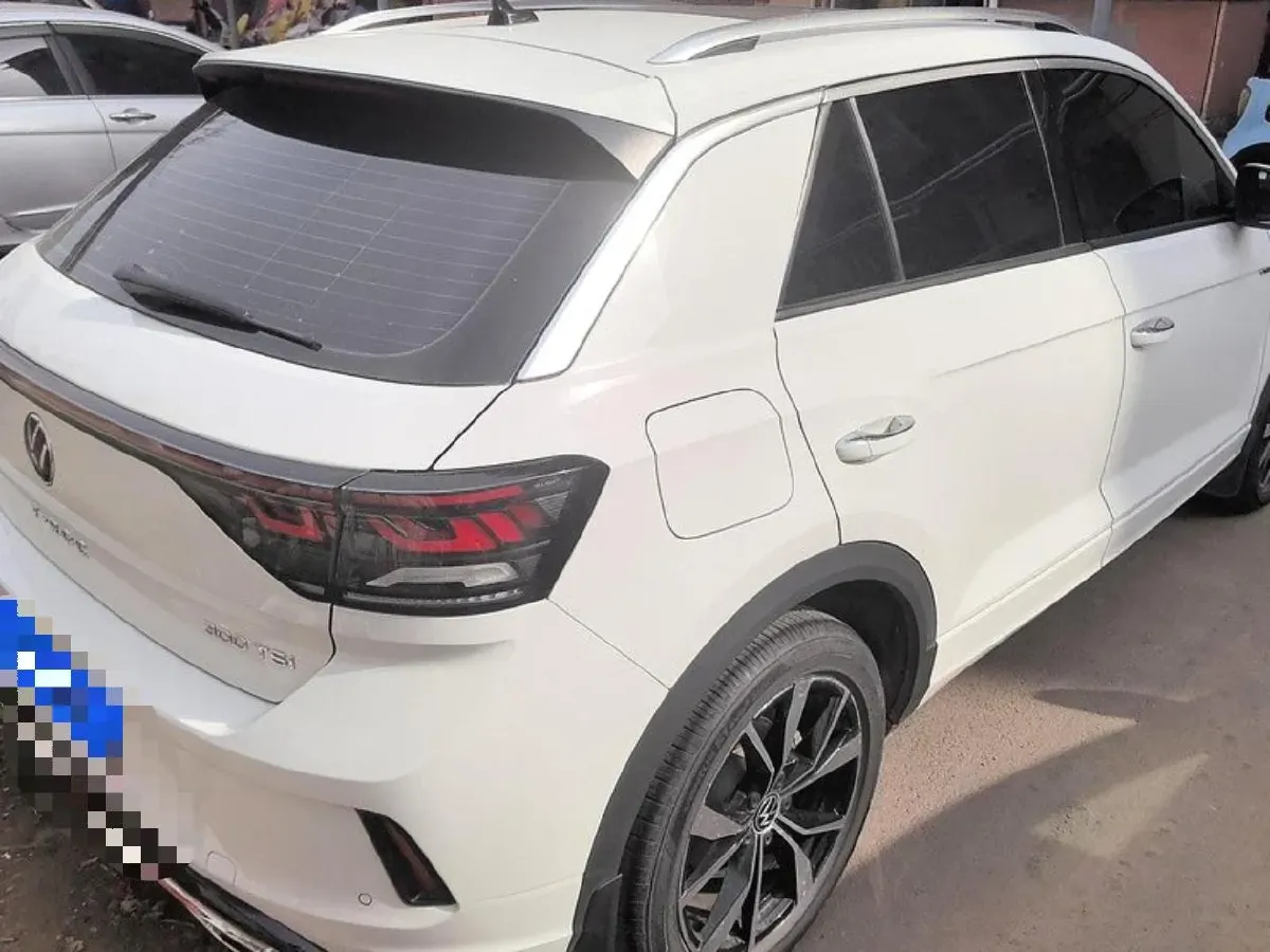 2023 Volkswagen T-Roc 1.5T 160HP L4 7DCT,autocango,china used car exporter,china ev exporter,chinese used car exporter,chinese used ev exporter
