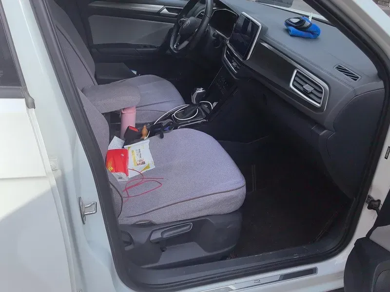 2023 Volkswagen T-Roc 1.5T 160HP L4 7DCT,autocango,china used car exporter,china ev exporter,chinese used car exporter,chinese used ev exporter