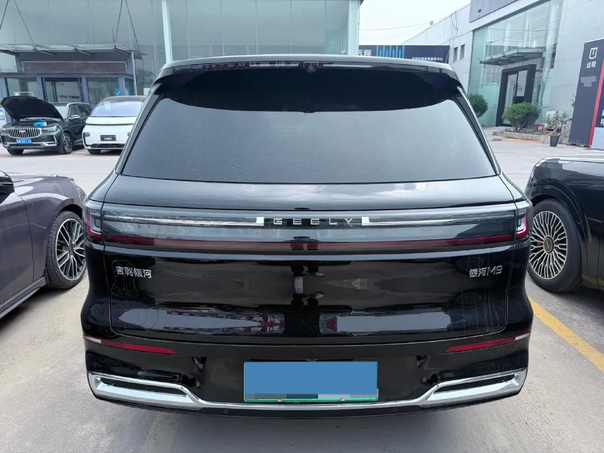2025 Geely Galaxy M9 1.5T 163HP L4 3DHT PHEV,autocango,china used car exporter,china ev exporter,chinese used car exporter,chinese used ev exporter