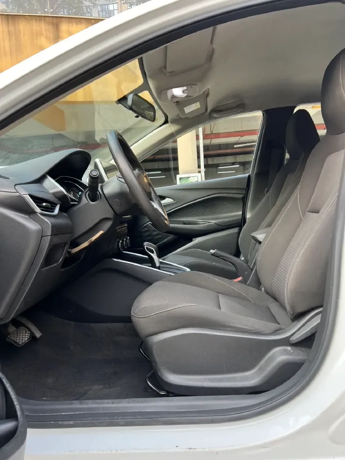 2021 Chevrolet Cavalier 1.0T 125HP L3 6AT,autocango,china used car exporter,china ev exporter,chinese used car exporter,chinese used ev exporter