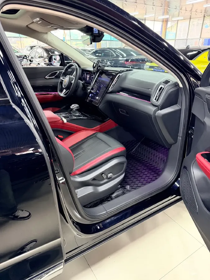 2023 HongQi HS3 1.5T 169HP L4 7DCT,autocango,china used car exporter,china ev exporter,chinese used car exporter,chinese used ev exporter