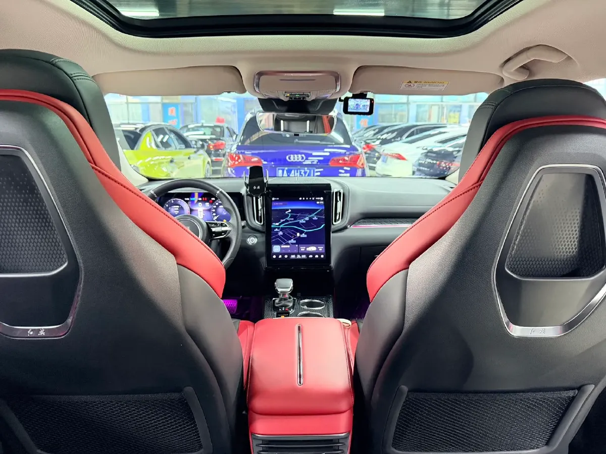 2023 HongQi HS3 1.5T 169HP L4 7DCT,autocango,china used car exporter,china ev exporter,chinese used car exporter,chinese used ev exporter