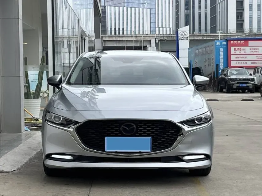 2022 Mazda 3 Axela 2.0L 158HP L4 6AT,autocango,china used car exporter,china ev exporter,chinese used car exporter,chinese used ev exporter