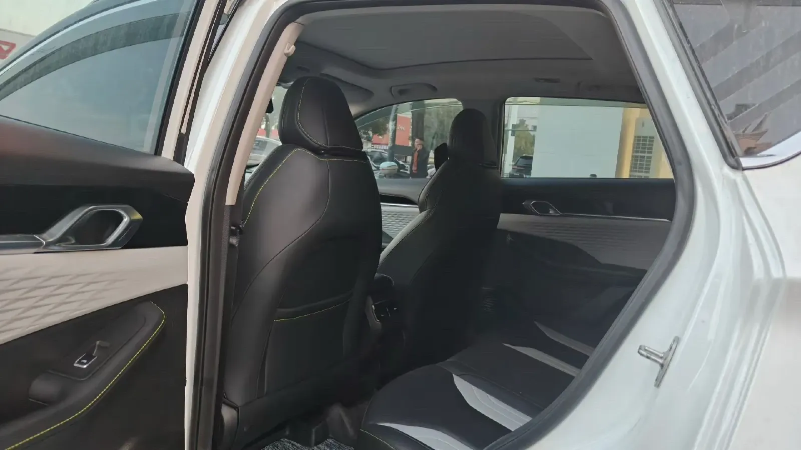 2023 Geely Coolray 1.5T 181HP L4 7DCT,autocango,china used car exporter,china ev exporter,chinese used car exporter,chinese used ev exporter