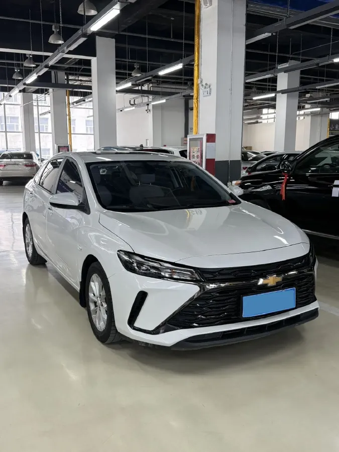 2023 Chevrolet Monza 1.5L 113HP L4 6DCT,autocango,china used car exporter,china ev exporter,chinese used car exporter,chinese used ev exporter